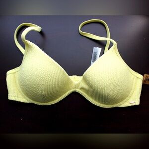 NWT - Victoria’s Secret Crinkle Push-Up Bikini Top - L